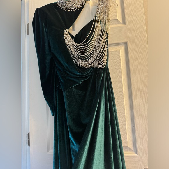 Stunning emerald Portia and scarlet dress - Picture 6 of 9